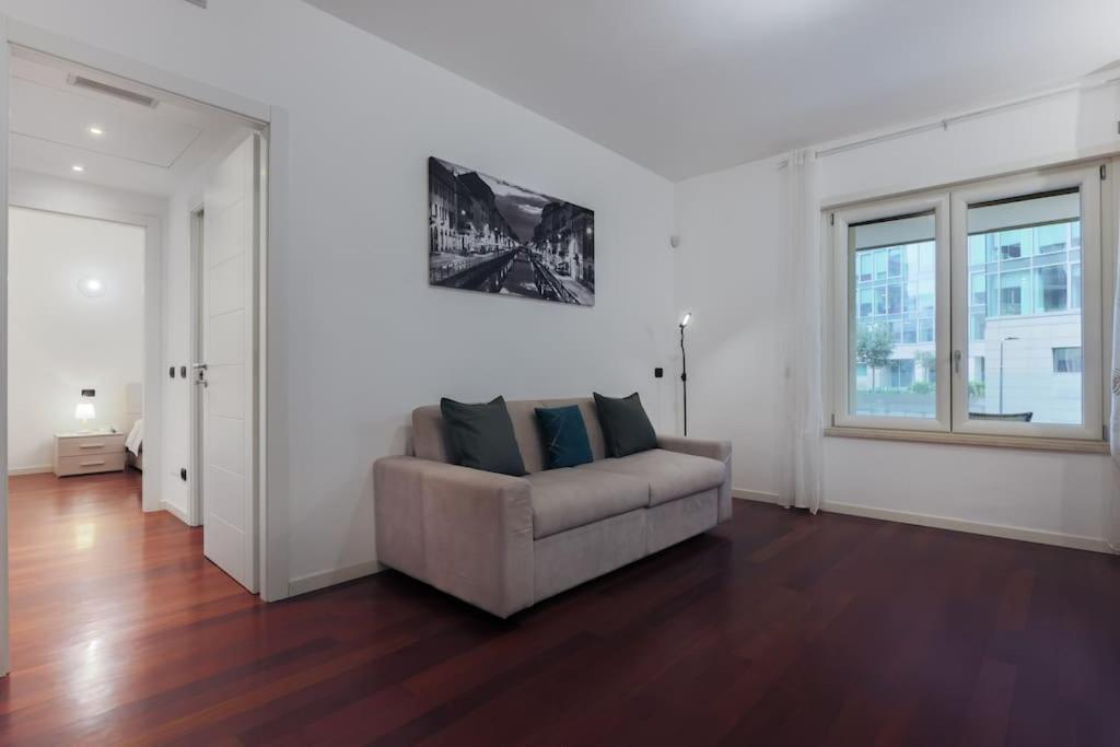 Comfort Suite Milano Centrale With Fast Wifi And Free Netflix Ngoại thất bức ảnh