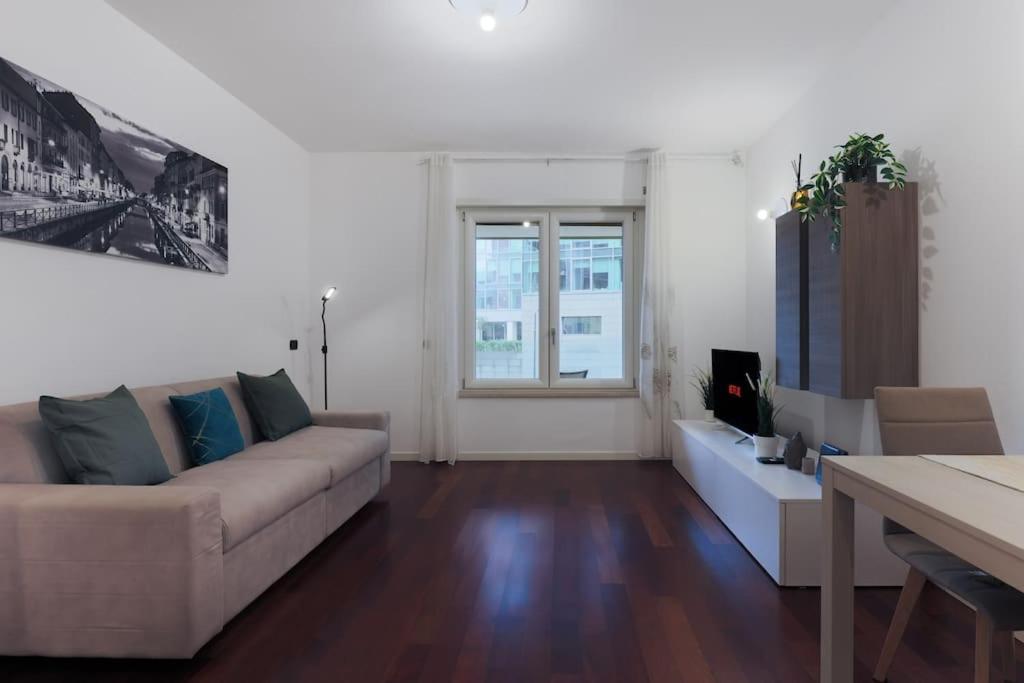 Comfort Suite Milano Centrale With Fast Wifi And Free Netflix Ngoại thất bức ảnh