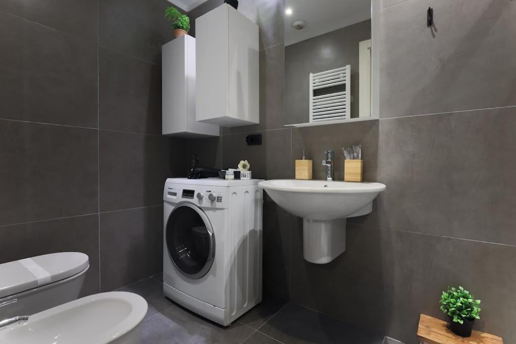 Comfort Suite Milano Centrale With Fast Wifi And Free Netflix Ngoại thất bức ảnh